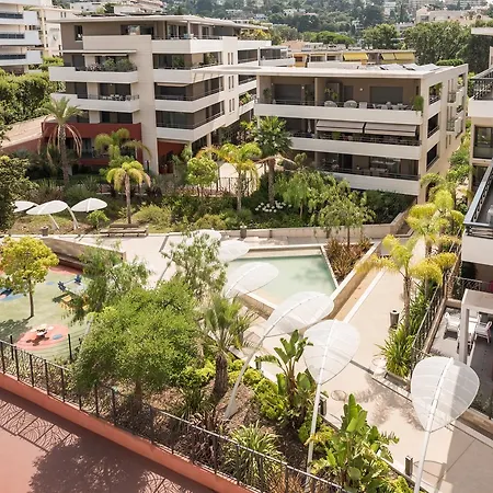 Otel Ruc 4*