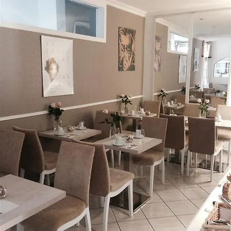Otel Ruc Cannes