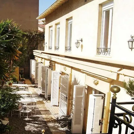 Ruc فندق كان